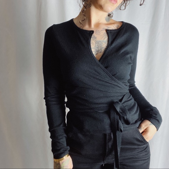 Banana Republic Sweaters - BANANA REPUBLIC Silk Cashmere Wrap Sweater Black